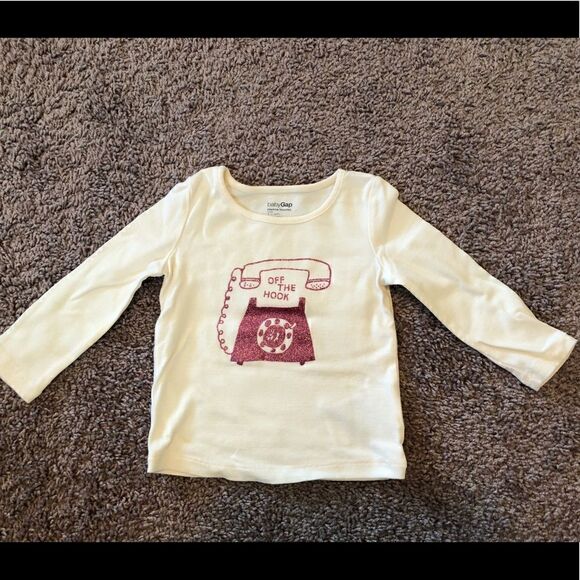 Gap long-sleeve T-shirt 18-24mon EUC - Picture 2 of 3